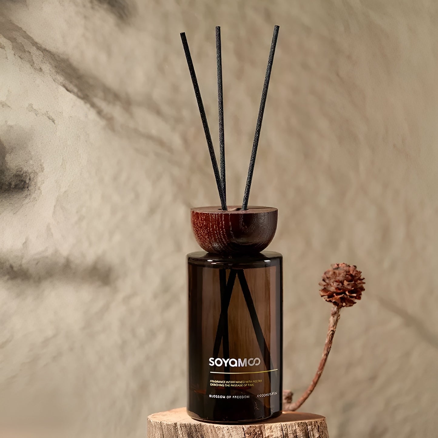 SOYAMOO Luxury Reed Diffuser - Woody Notes (150 ml)