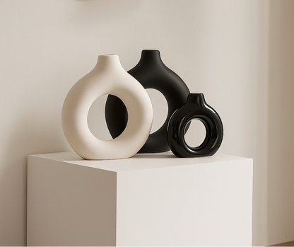 The Trinity Donut Vase Set