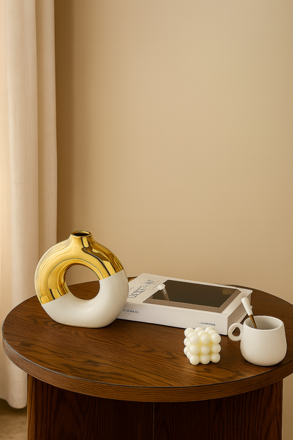 Dual-Texture Donut Vase - Premium Ivory Gold