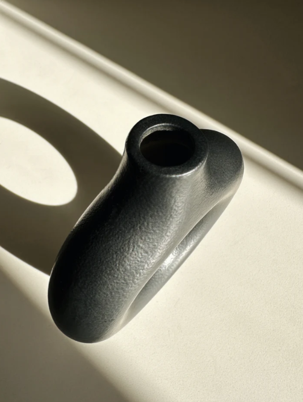Onyx Ring Donut Ceramic Vase