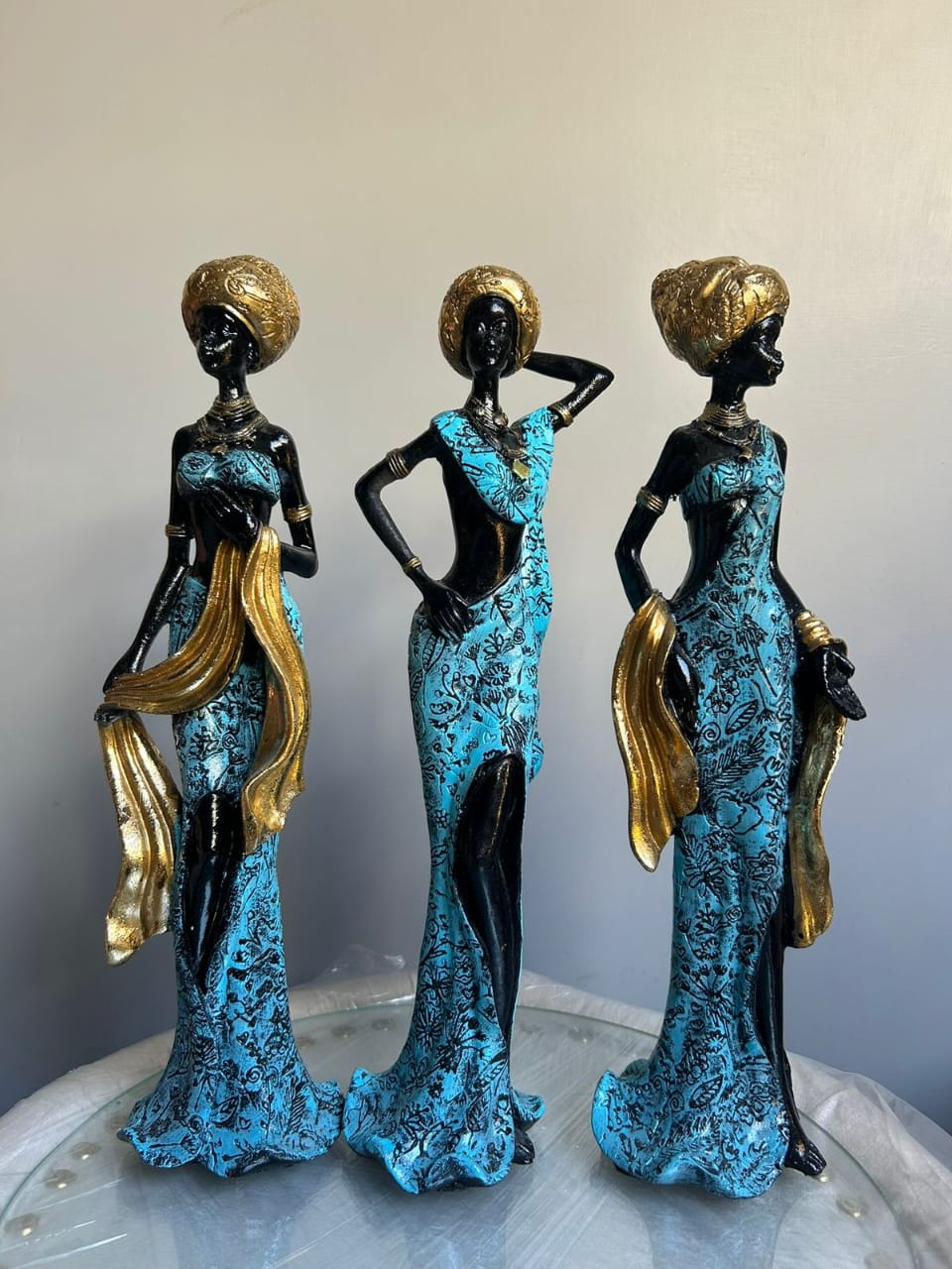 SAVANNAH ROYAL TRIO