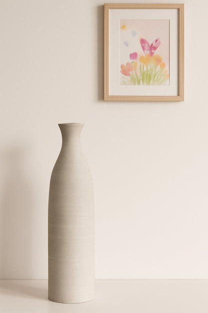 The Aura Ribbed Vases – Sculptural Ceramic Vase