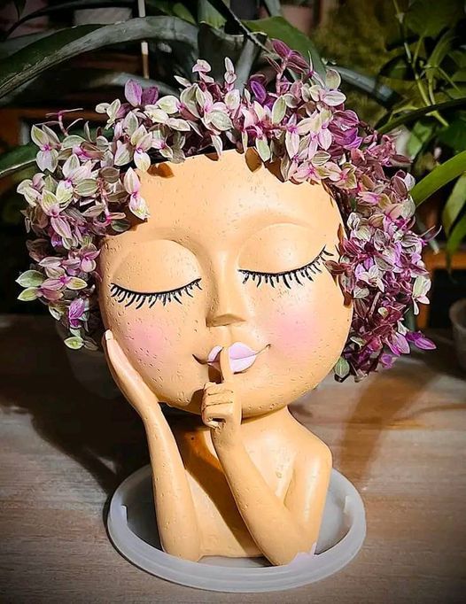 Blossom Begum - Small Planter